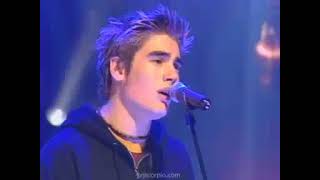 Busted: "Sleeping with the Light on"   2003-July -26th        Top of the Pops Live