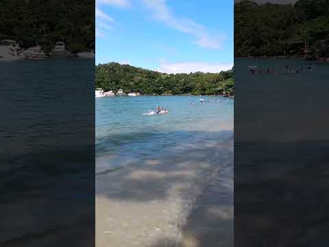 Praia de Magalhães, Governador Celso Ramos SC #santacatarina #praia