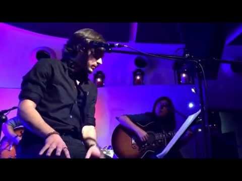 Fredi Leis - Disparo al aire (Presentación EP Santiago)