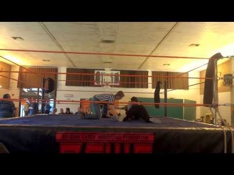 Belgian Wrestling School : Students matches in Flémalle - Axel vs. Hugo
