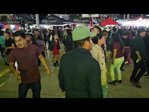 Baile de Fiesta Patronal en San José Lachiguiri Miahuatlan 2023 | Grupo Atrapados