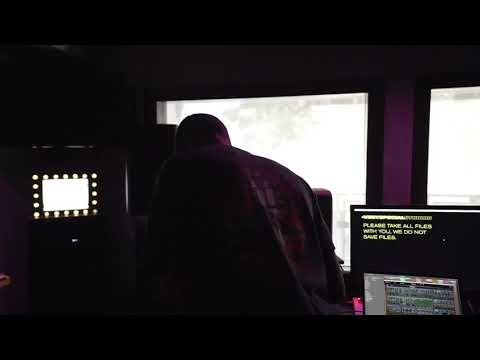 JAYWASH Sampling “Strangers in the Night” x Frank Sinatra