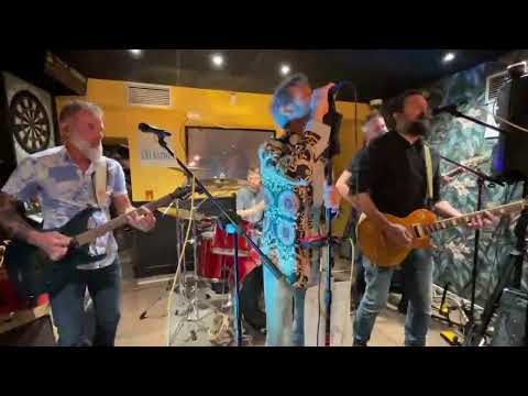 Alarach Rennes - Touch Too Much - Bar le Kevestel 2024