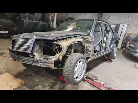 Mercedes-Benz W124 restoration (1988)