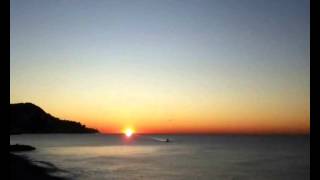 Georges Gondard : Sunrise on the beach in Nice (French Riviera, France)