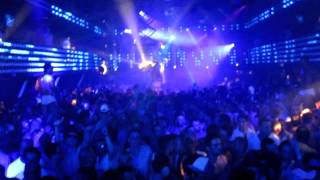 Chris Cox debuts remix of Eva &quot;Body On Mine&quot; in Brazil.