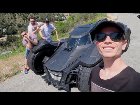 SUPERCARS VS SPOTTERS - FROM THE BATMOBILE!