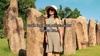 Download lagu AKU TAK INGIN SANDIWARA - BETHARIA SONATHA LIRIK mp3 Download lagu AKU TAK INGIN SANDIWARA - BETHARIA SONATHA LIRIK mp3