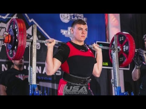 Everywhere A to Z: Maricopa teen on USA powerlifting team