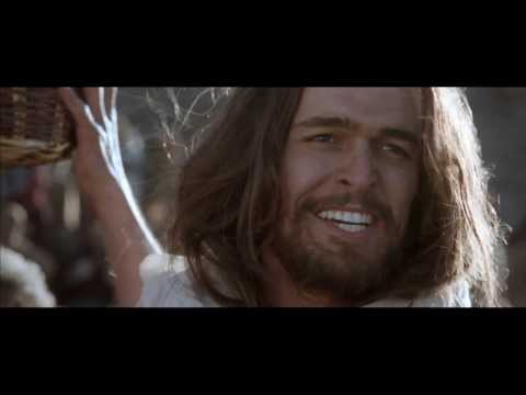 Son of God | Jesus feeds 5000 film clip (2014)