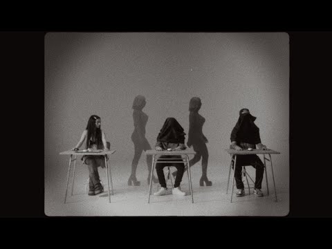 Video thumbnail for Cățelele