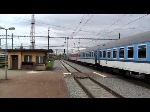 Pardubice hl.n. - 7.9.2011 - Lokomotiva 380.007 s Ex 571
