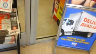 preview picture of video 'Some three-section automatic doors @ Big Lots in Henrietta for EthanS elevators.'