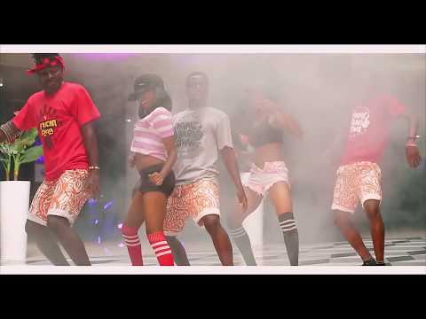 Brown Punch  Tinga iva