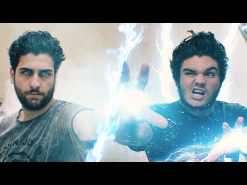 Ice Wizard vs Electro Wizard - Clash Royale Real Life