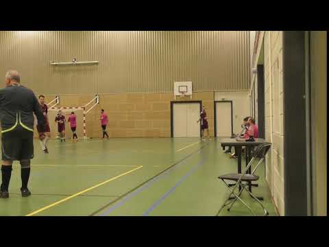 8.3.2018 VV De Dreef 4 - HMS 2 com 6-10 Doelpunt Longie (2-3)