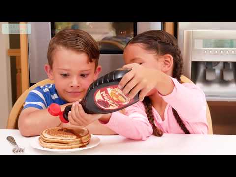 download lagu mp3 mp4 Pickle Pancakes, download lagu Pickle Pancakes gratis, unduh video klip Pickle Pancakes