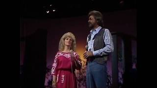 Connie Smith &amp; Nat Stuckey - Even the Bad Times Are Good &amp; Interview - 1984