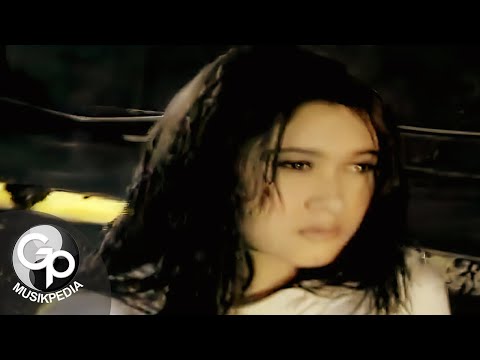 Nafa Urbach - Hati Yang Rindu (Official Music Video)