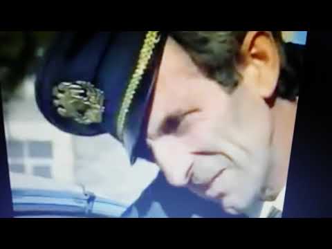 Nje  baba teper  - Polici