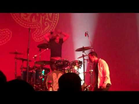 Stone Temple Pilots - Plush (Philadelphia, PA - 5/5/11)