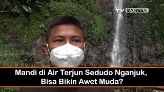 Mandi di Air Terjun Sedudo Nganjuk, Bisa Bikin Awet Muda?