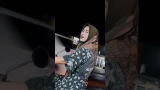 Download lagu Mentahan Video Viral Tiktok Cewe Cantik Naik Motor Godain Aku Dong mp3
