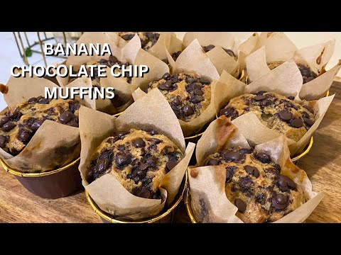 Banana Chocolate Chip Muffin | Moist Banana Muffin Recipe | How to Make Moist Banana Muffin