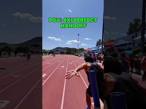 The Perfect 4x100 Handoff 🔥