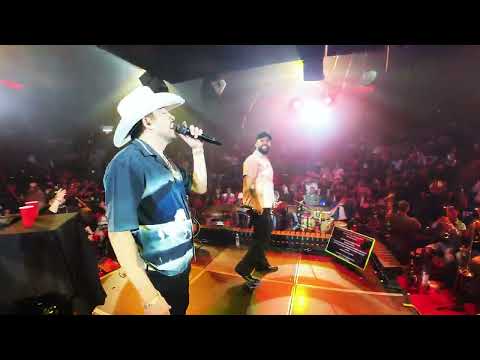 Carín León Ft. Beto Vega - Cuando el Sol Salga al Revés (Palenque de Metepec)