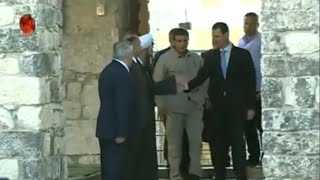 بشار الاسد وشلة الاوباش كم منافق في هذا المقطع وأين هم الان؟  