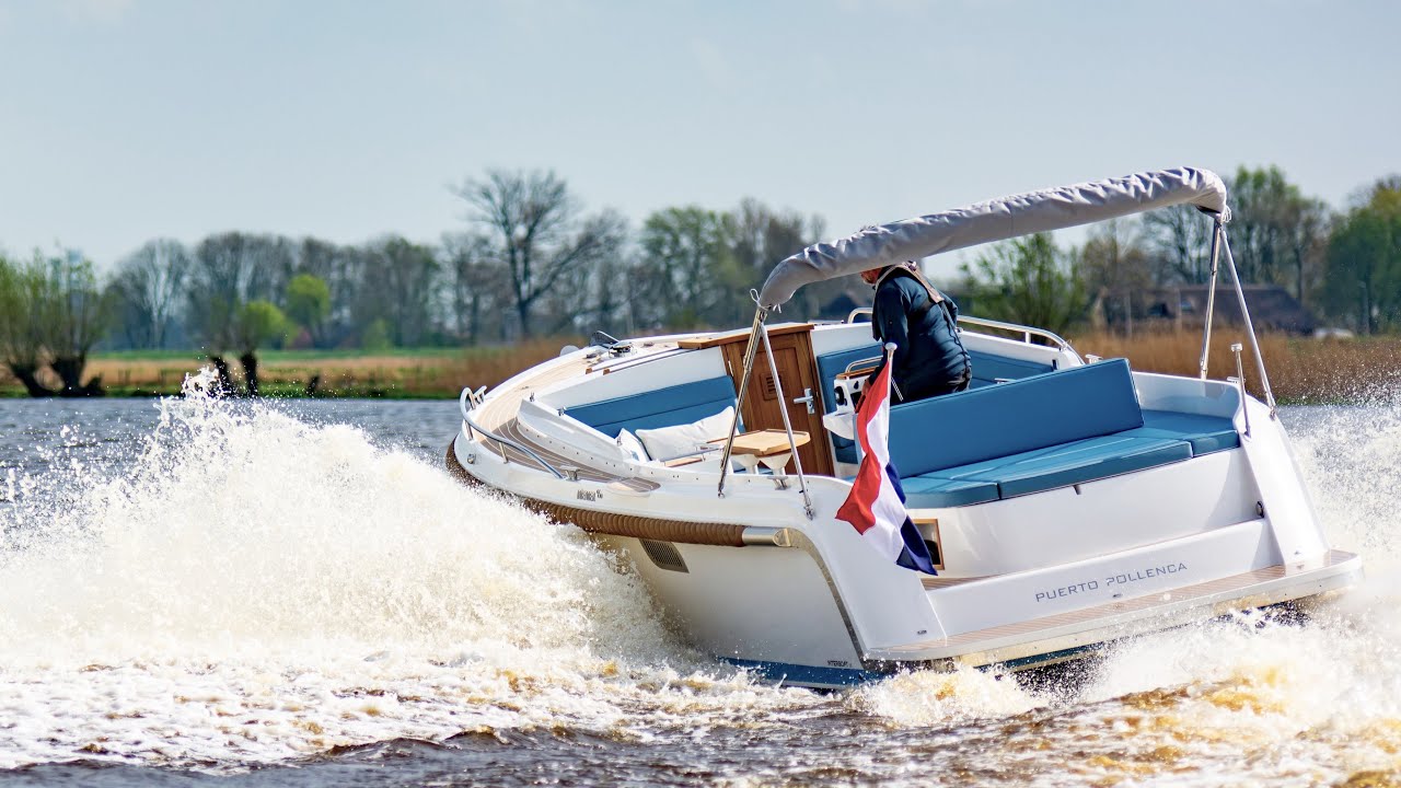 Interboat Intender 950 Cabrio - Palma Boat Show Walk Round