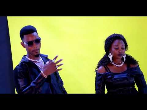 Miss Laura ft Egfar Manuel - Erukulo