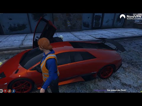 Tessa Lamb tries XQC's Lamborghini on NoPixel 3.0