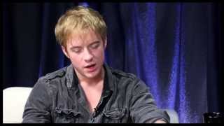 Show People With Paul Wontorek: "Pippin"'s Matthew James Thomas on Going Shirtless, Twitter &amp; More