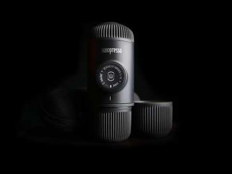 Rankinis maltos kavos aparatas su dėklu ir adapteriu Wacaco Nanopresso, Pilkas video