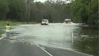 preview picture of video 'Hervey Bay Flood 27-1-2013'