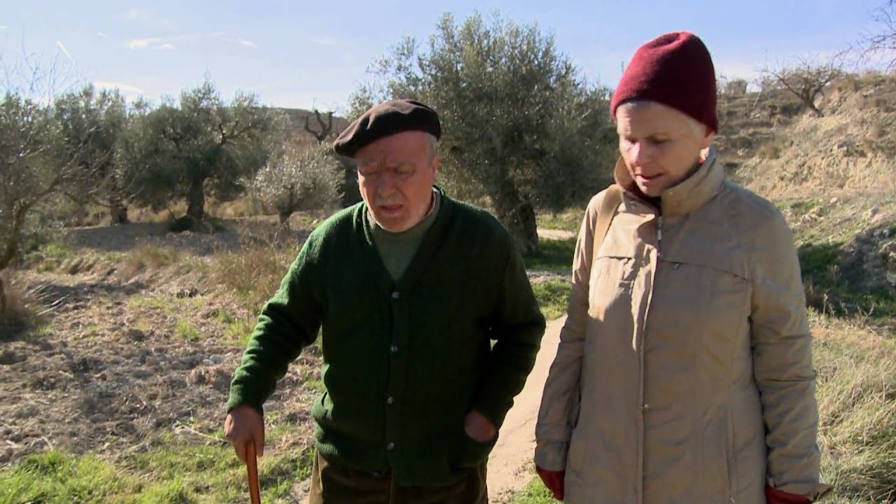 Mère Folle International trailer