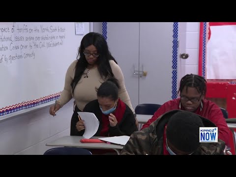 Taking a close look at HISD's teacher apprentice role