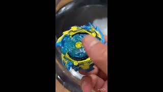ベイブレード大会コラボ動画       (音量注意)(遊び)