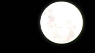 preview picture of video 'Moon as seen from Nyamata, Bugesera, East Province, Rwanda, Africa, Earth'