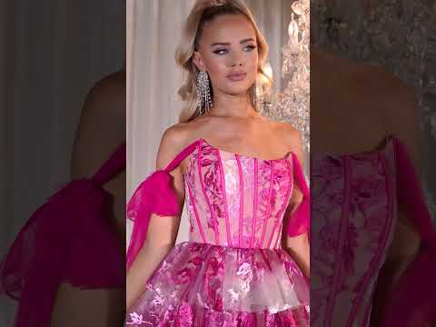 Portia and Scarlett PS25701