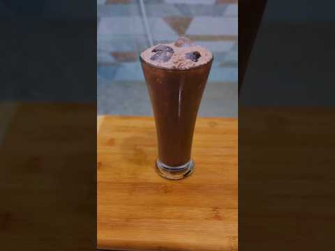 Chocolate Cold Coffee recipe🍹/Easy quick iced coffee 🤤#coffee #shorts #youtubeshorts #viral #short