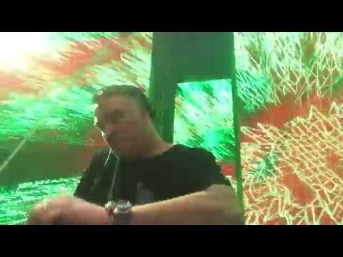 Mark Breeze performance at the Rave Technology