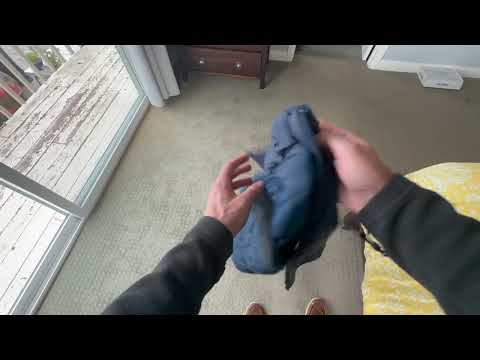 Amazon Essentials Men’s Lightweight Puffer Jacket Review | Packable & Water-Resistant