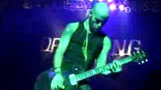 Drowning Pool - Pity (Live in Bronco Bowl, Dallas, Texas USA 28/09/2001)