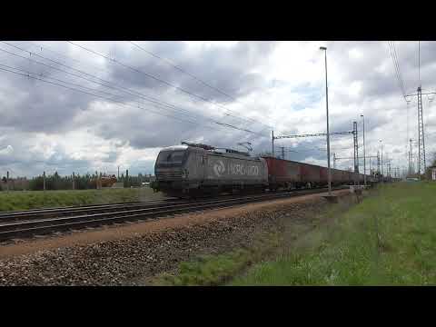 Vlaky v Nedakonicích na trati 330/Trains in Nedakonice in line 330-16.4.2023