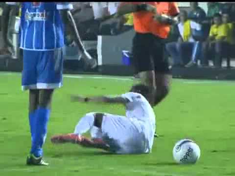 Drible Sensacional  de Neymar