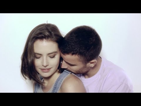 Hobbie Stuart - Photogenic (Official Video)