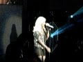 Carrie Underwood Surprises Brad Paisley While ...